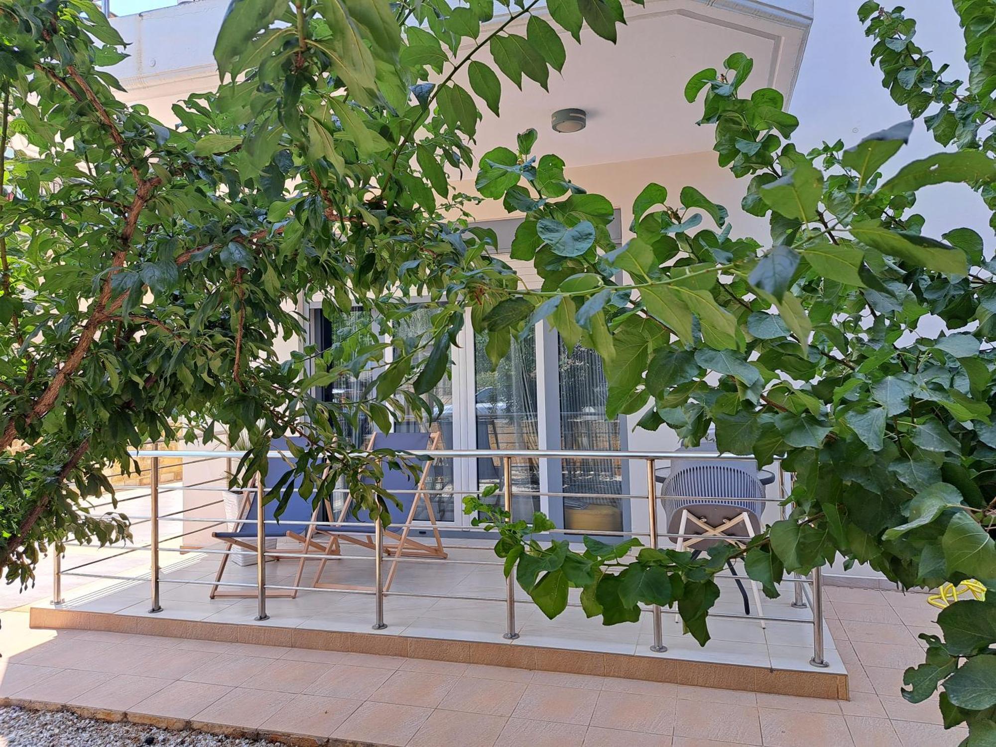 Chania Sweet Ground-Floor Apt Exterior photo